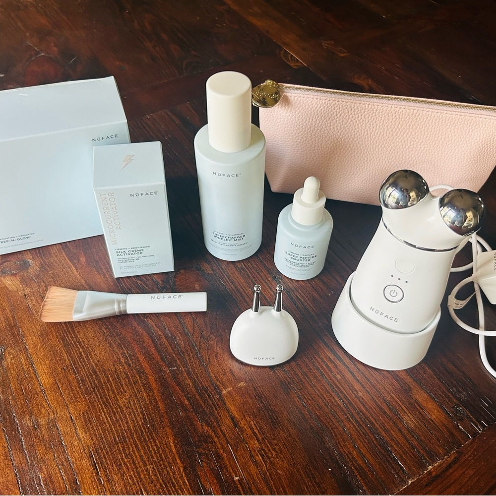 NuFace Skincare Trinity + w/ Effective Lip & Eye Attachment + Full Size Extras